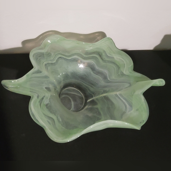Vintage Hand Blown Glass Bowl - Picture 2 of 6